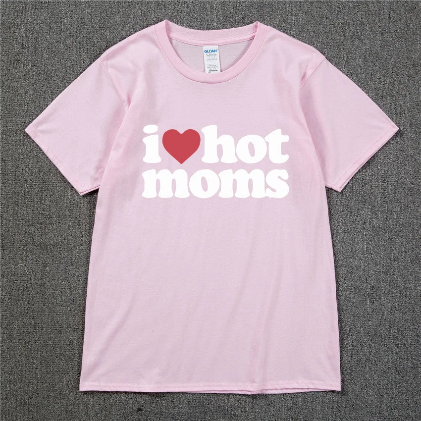 I LOVE HOT MOMS Tee - MIOSAKI