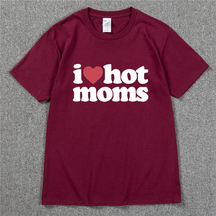 I LOVE HOT MOMS Tee - MIOSAKI